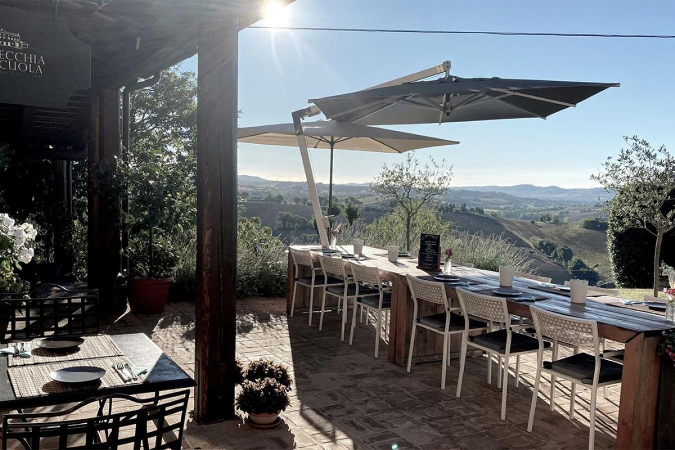 Bed And Breakfast La Vecchia Scuola Montefano 外观 照片