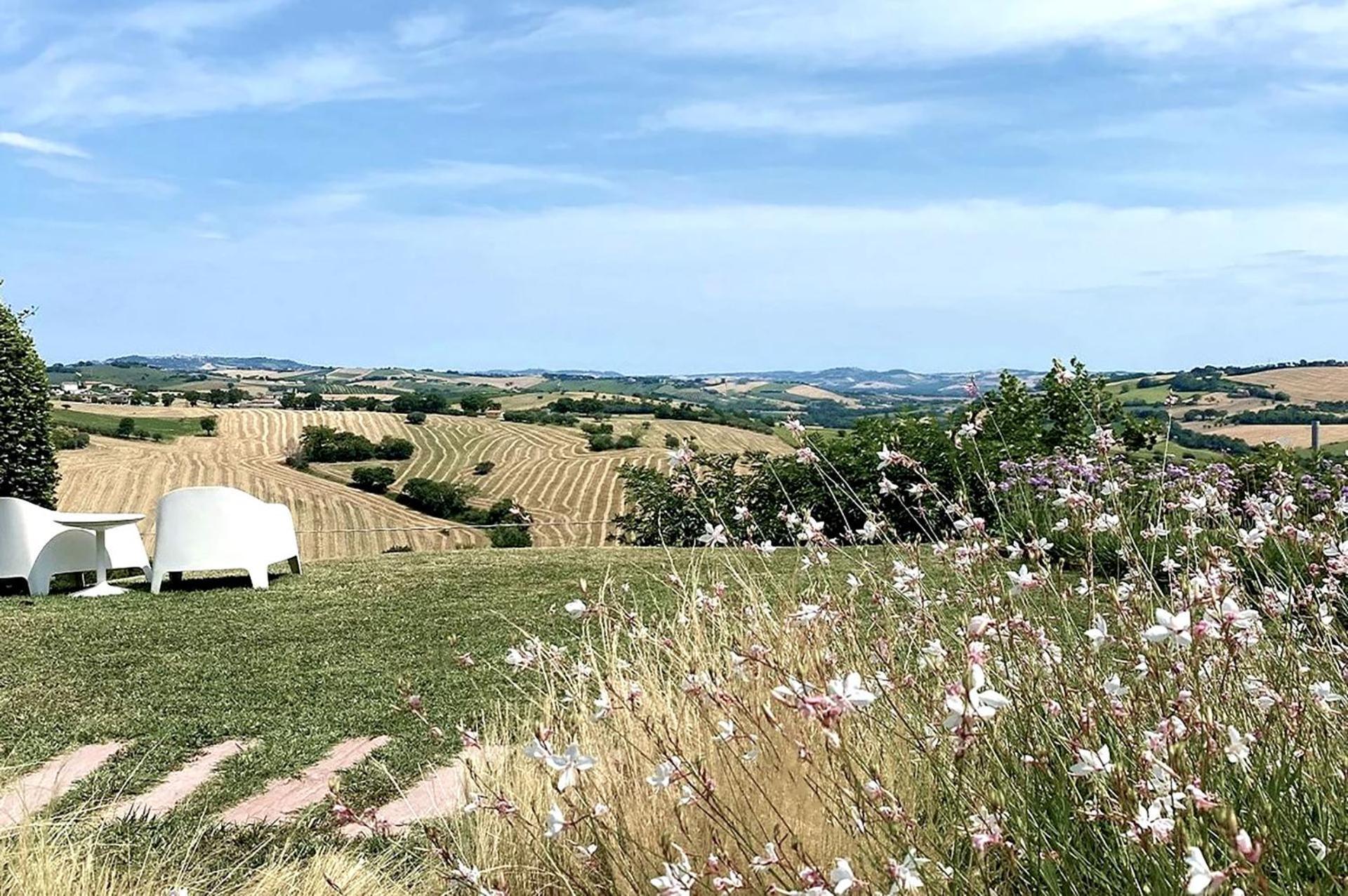 Bed And Breakfast La Vecchia Scuola Montefano 外观 照片